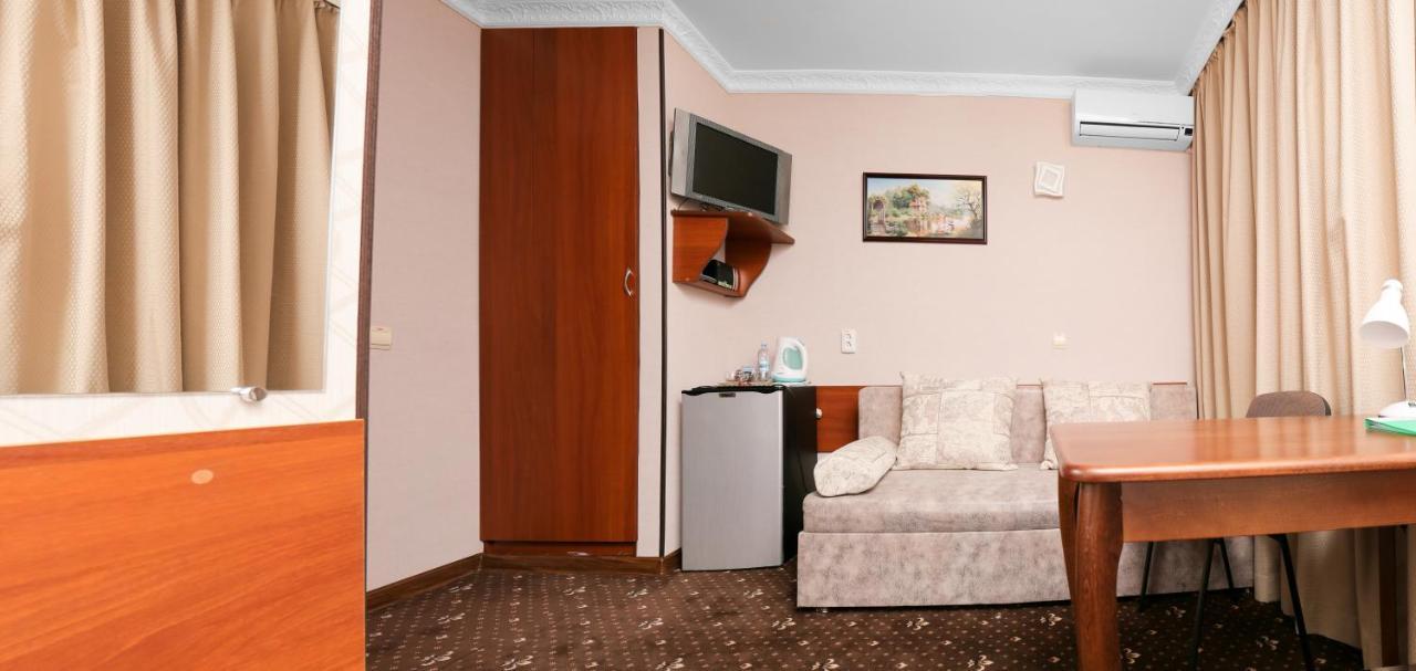 Green City Hotel Nikolayev Εξωτερικό φωτογραφία
