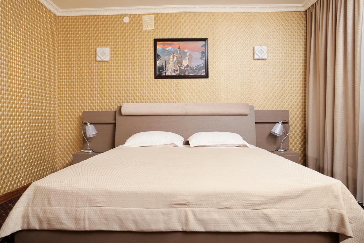 Green City Hotel Nikolayev Εξωτερικό φωτογραφία